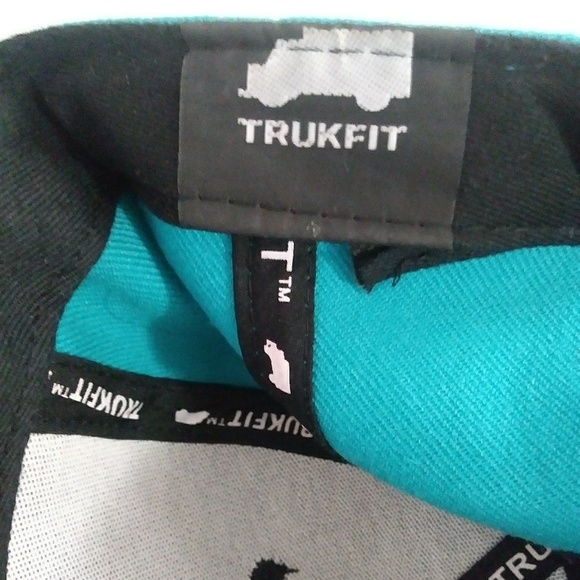 *SOLD!* TrukFit Snapback Hat - Picture 6 of 6